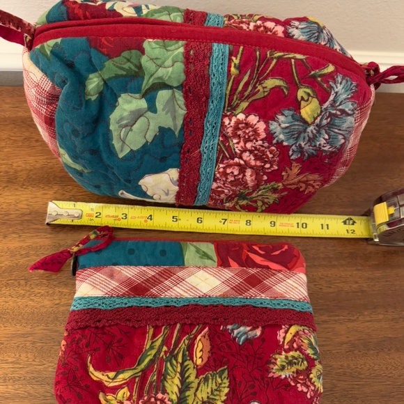 April Cornell Toiletries & Weekend Cosmetic Bags - Picture 6 of 7